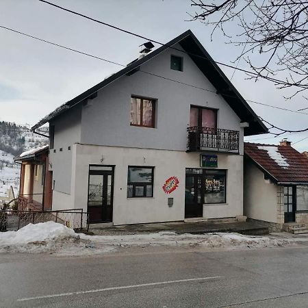 Apartman Julijaana Apartment Nova Varos Exterior photo