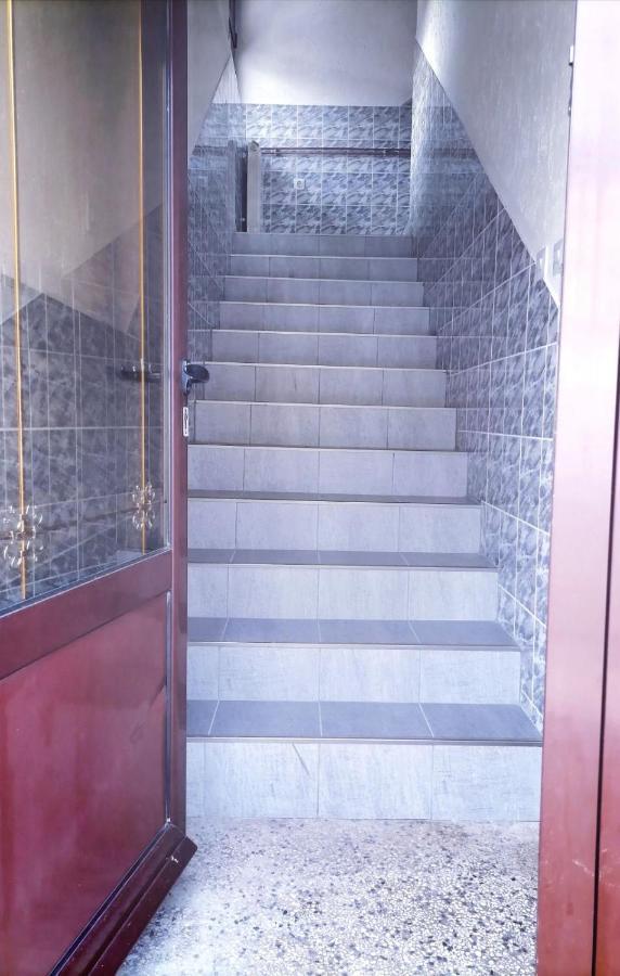 Apartman Julijaana Apartment Nova Varos Exterior photo